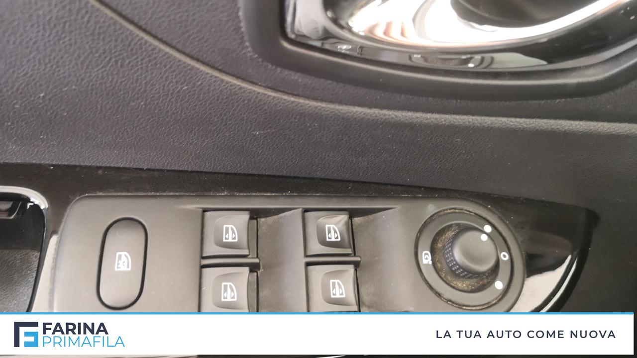 RENAULT Captur I 2013 - Captur 1.5 dci Intens (energy r-link) 110cv