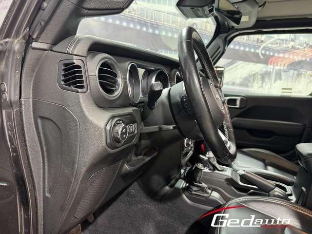 Jeep Wrangler Unlimited 2.2 Mjt II Sahara dull-led navi