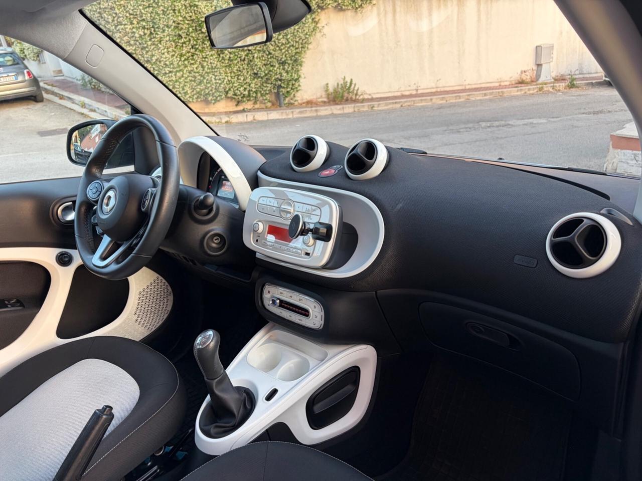 Smart ForTwo 1000 62 kW coupé passion