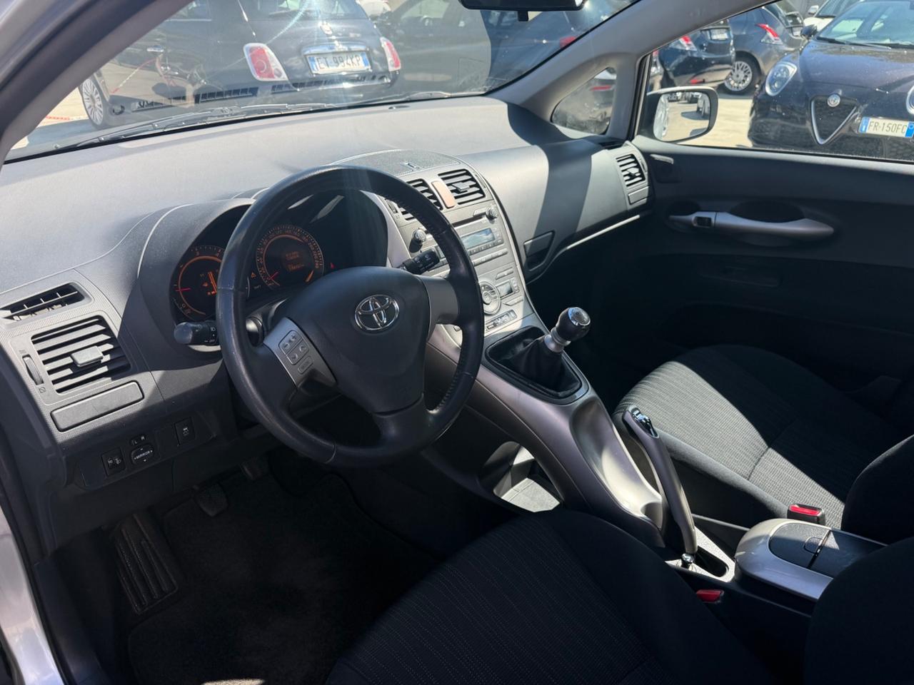 Toyota AURIS 2.0 D-4D Sol 126CV/138.000KM