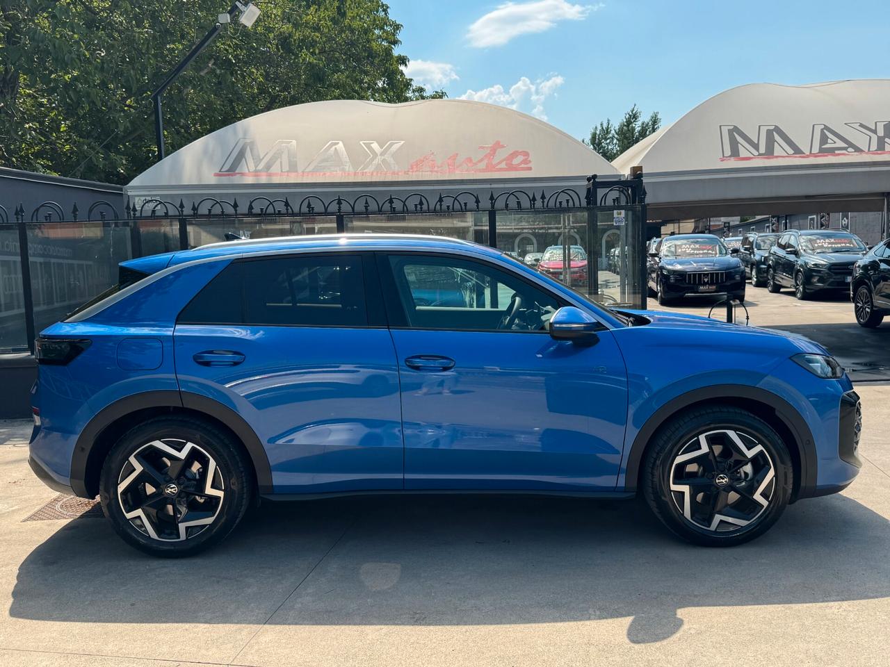 Volkswagen T-Roc 1.5 eTSI ACT 150 CV DSG R-Line PRONTA CONSEGNA