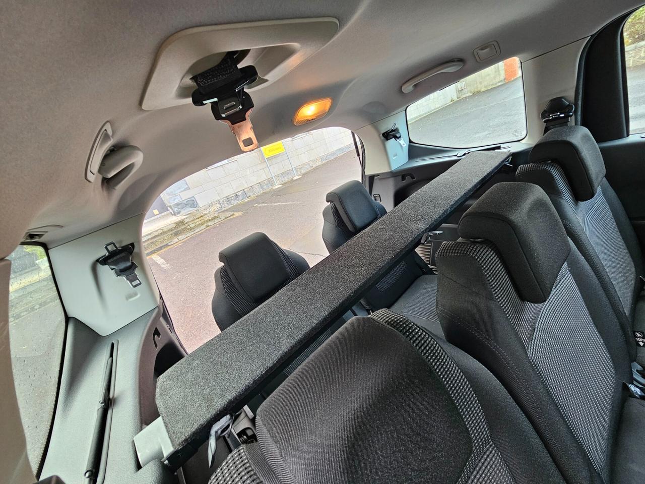 Peugeot 5008 2.0 HDi 150CV Premium 7 posti