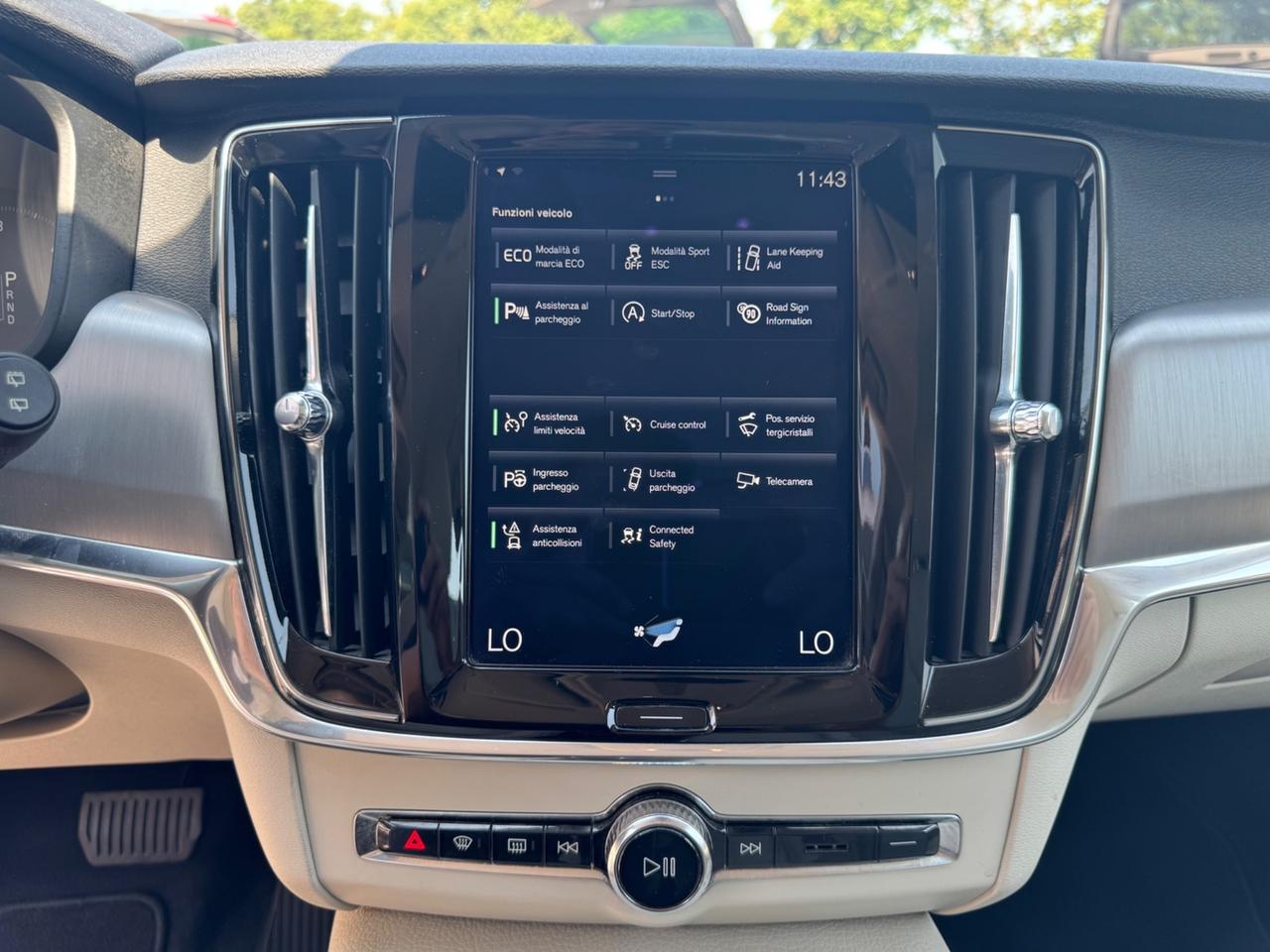 Volvo V90 D4 Geartronic R-design FULL SERVICE VOLVO