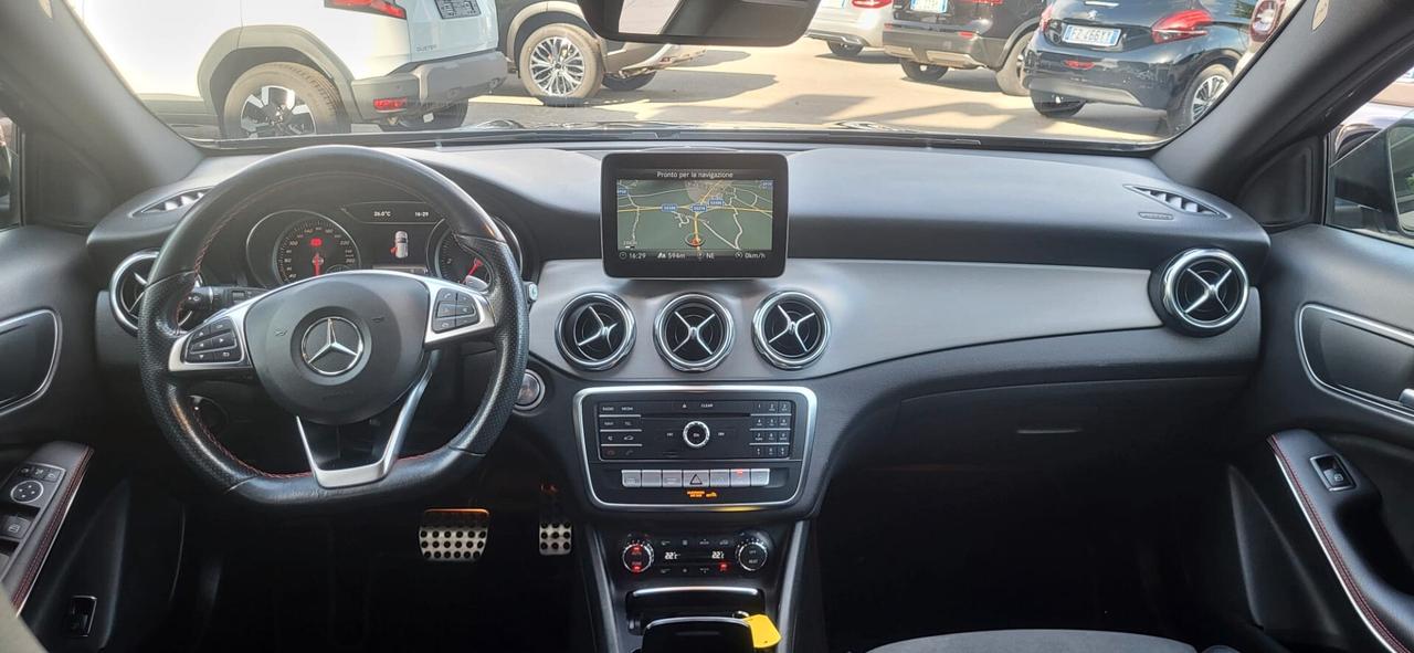 Mercedes-benz GLA 220 d Automatic 4Matic Premium Pack Night