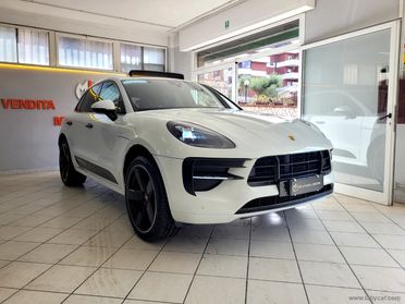 PORSCHE Macan 2.0