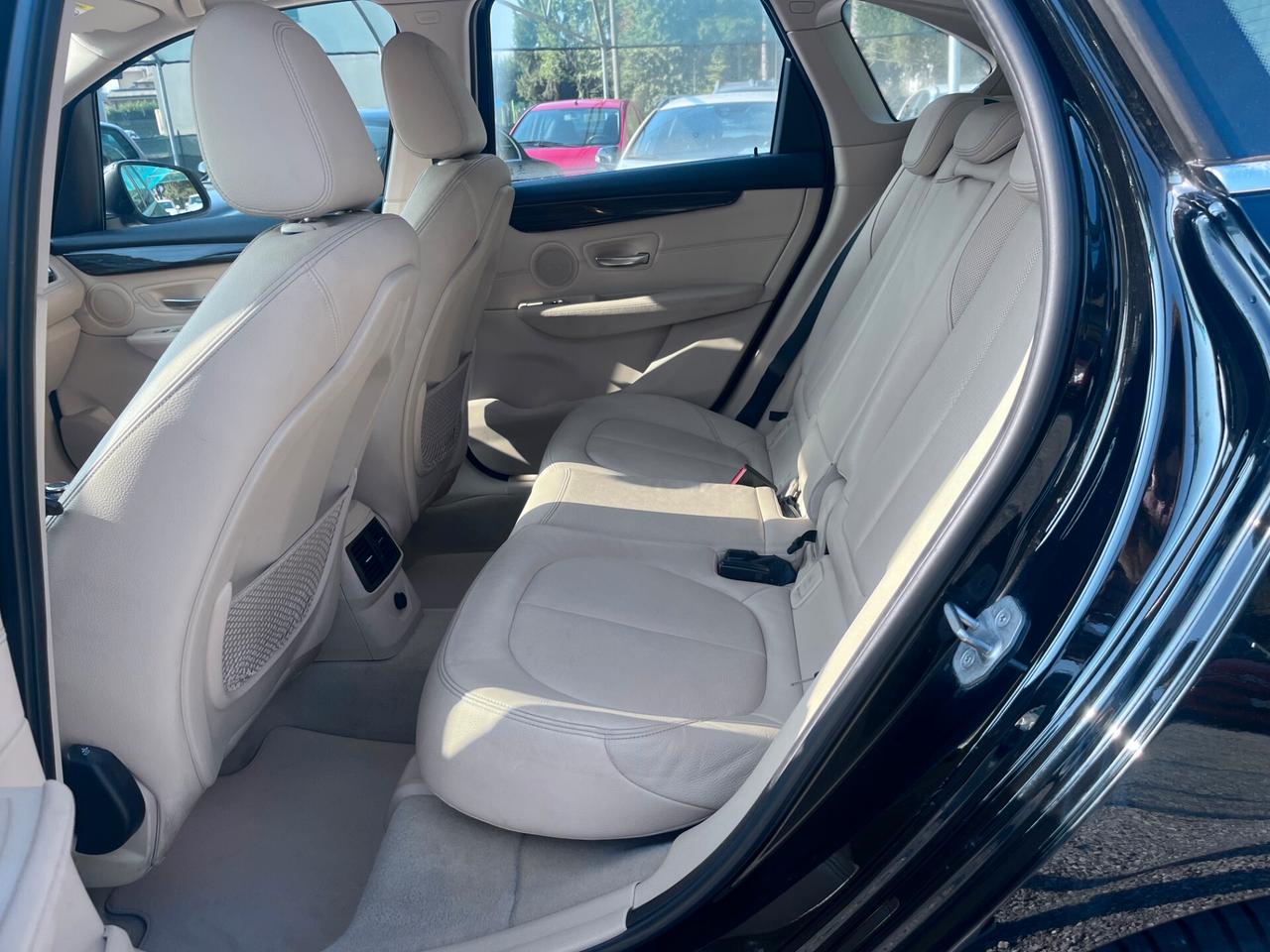 Bmw 218 D Luxury