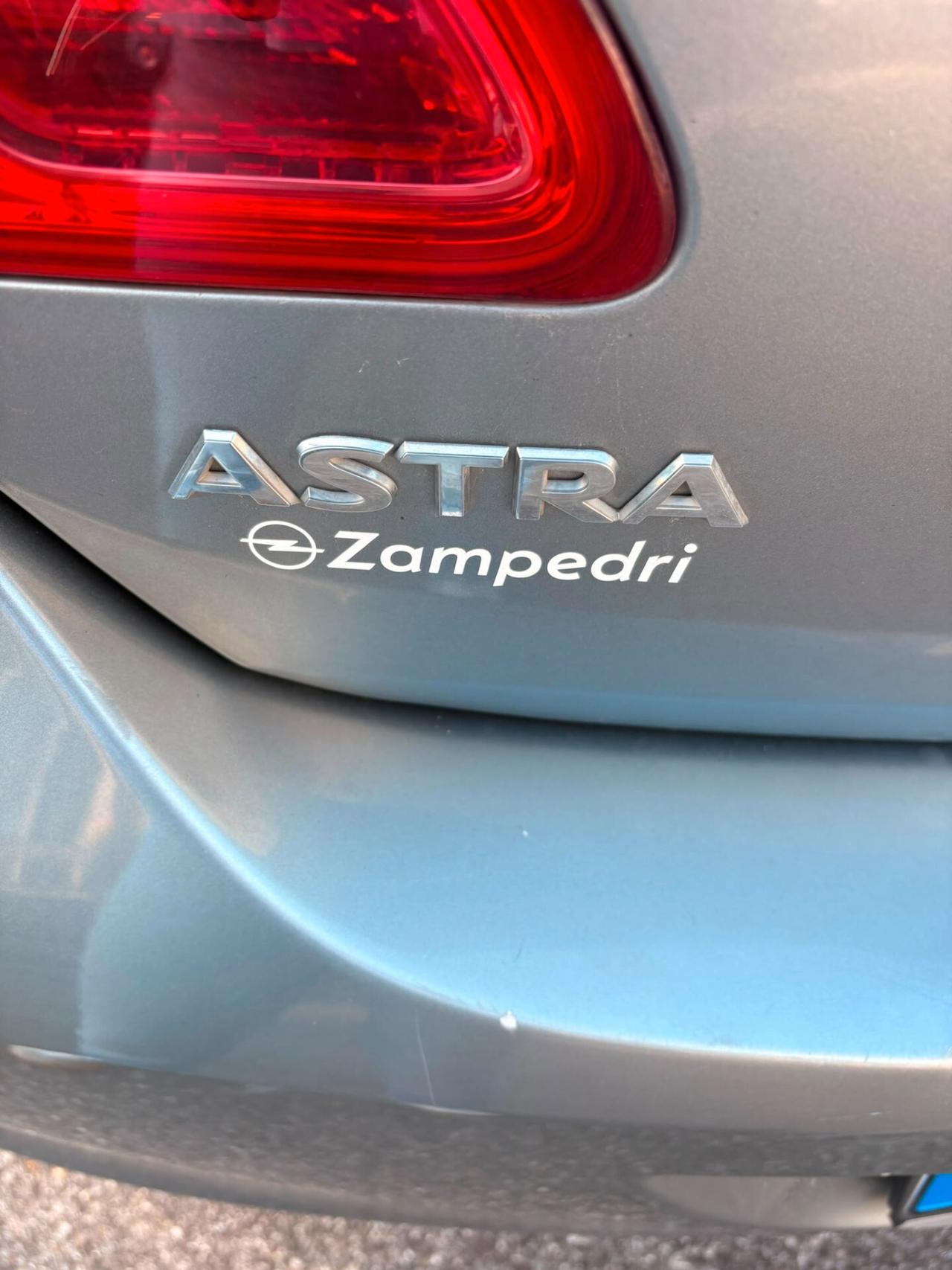 Opel Astra 1.7 CDTI 125CV 5 porte Elective