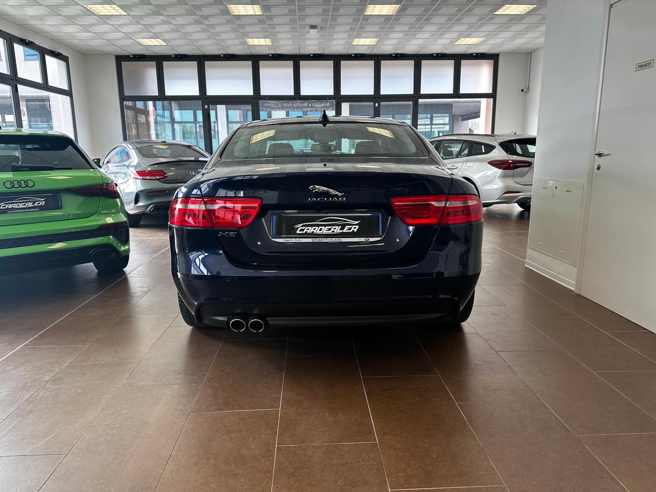 Jaguar XE 2.0 D Turbo Prestige
