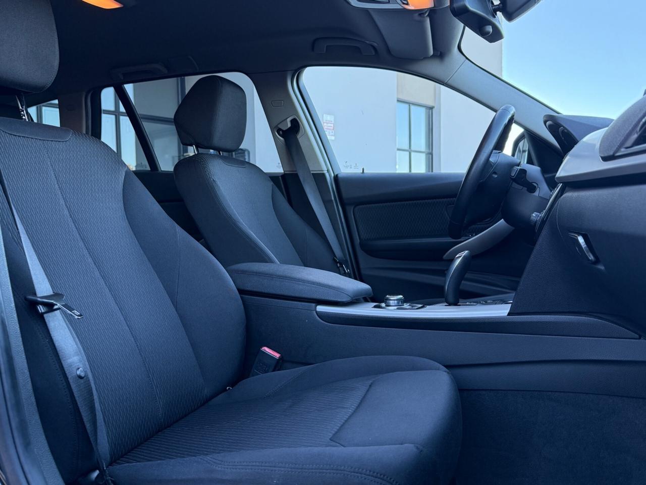 Bmw 318d Touring|UNIPRO|