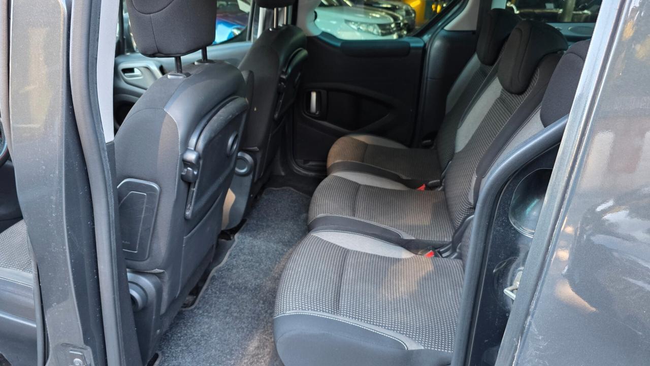 Peugeot Partner Tepee BlueHDi 120 S&S Outdoor