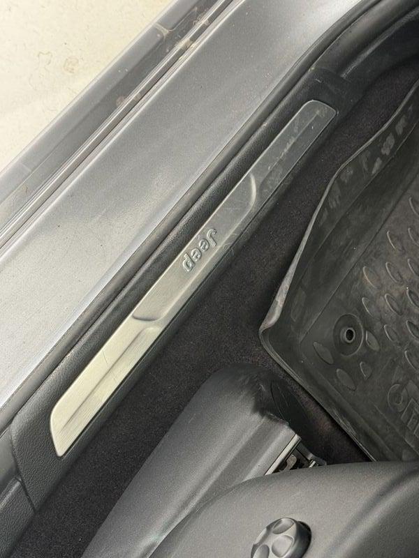 Jeep Grand Cherokee 3.0 V6 CRD 184kW Night Eagle