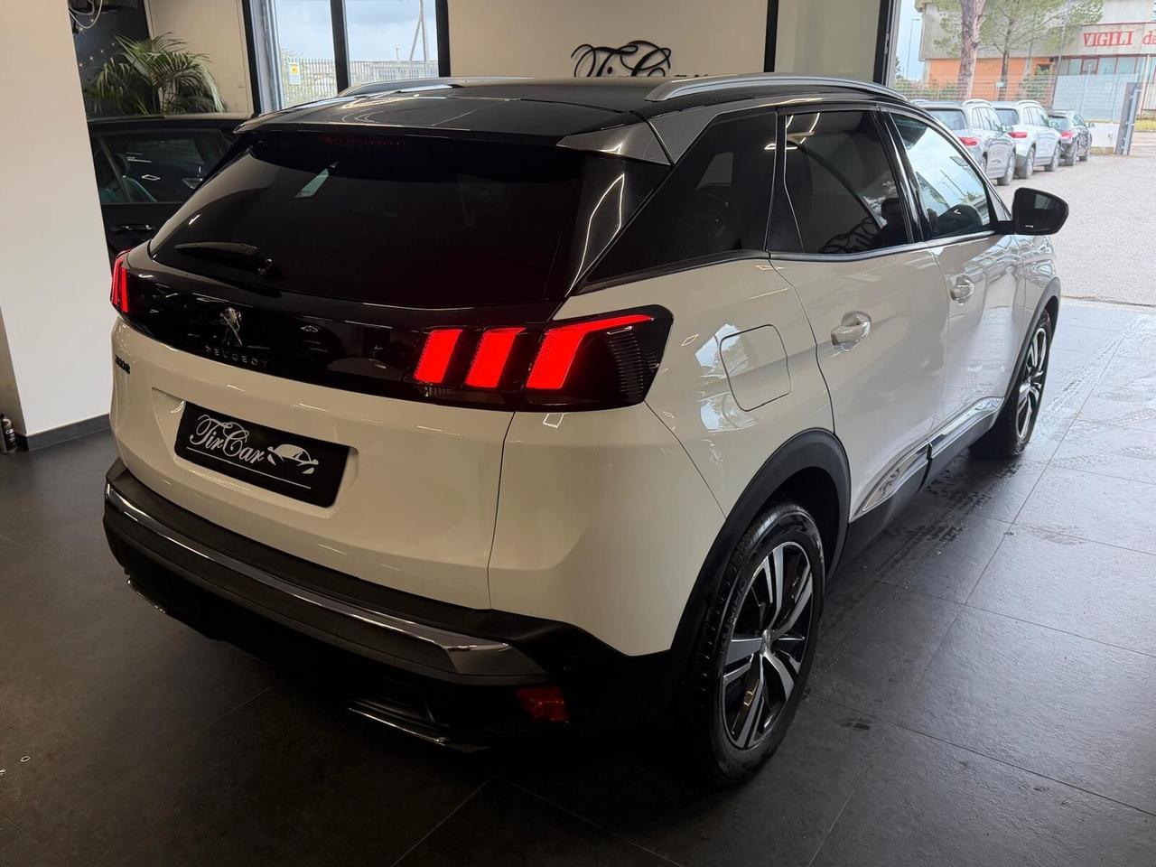 PEUGEOT 3008 1.6 BLUEHDI 120CV OK NEOPATENTATO NAVI CAM ANNO 2017