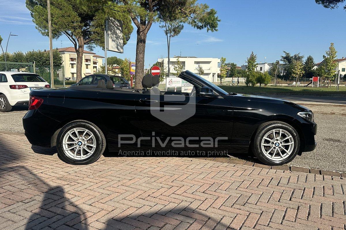 BMW 218i Cabrio Advantage