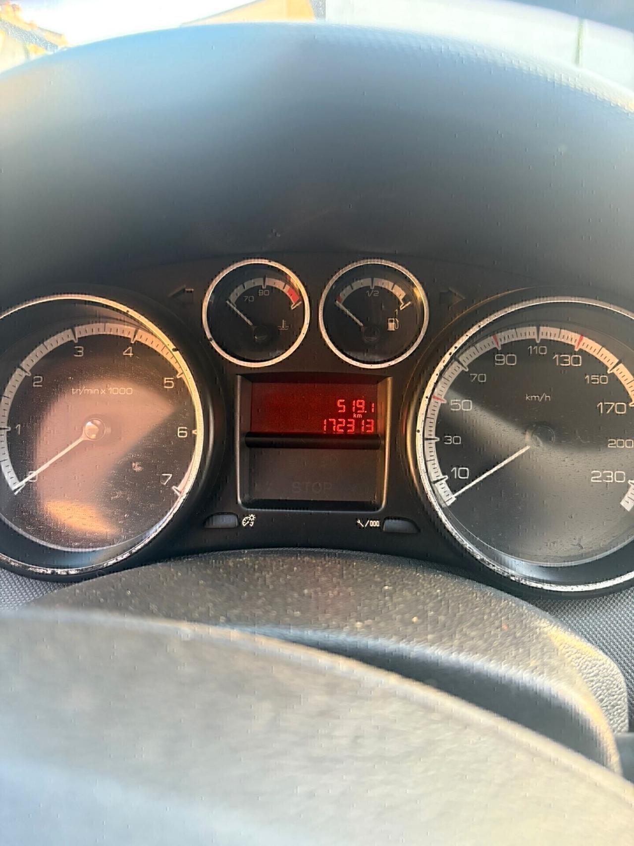 Peugeot 308 1.4 VTi 95CV 5p. Premium