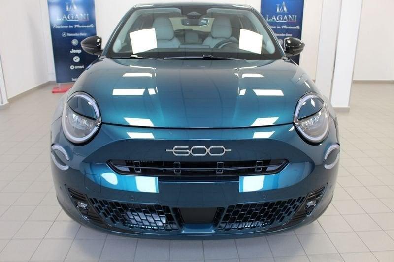 FIAT 600 Hybrid 110 CV DCT MHEV La Prima