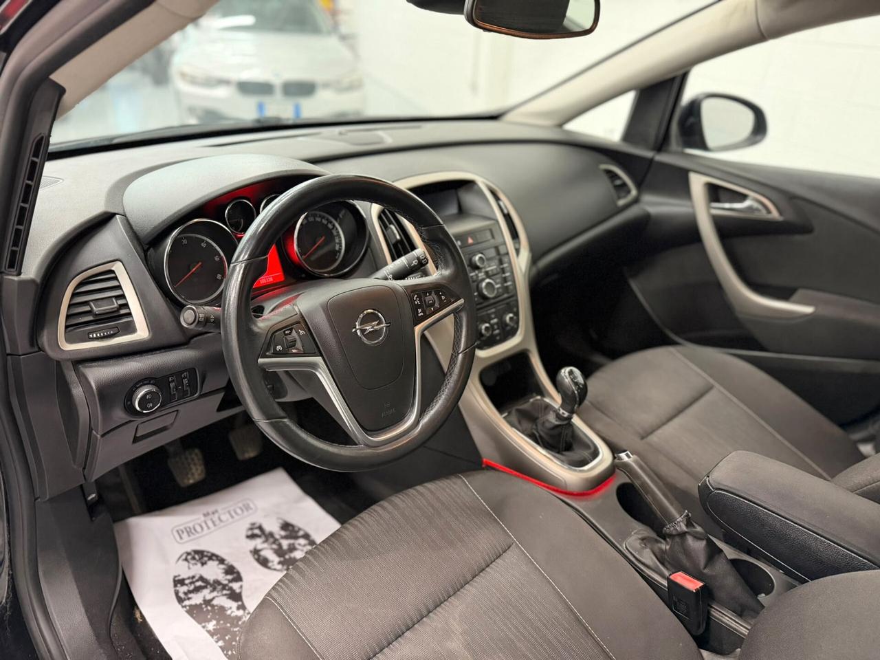 Opel Astra 1.7 CDTI 110CV 5 porte Cosmo