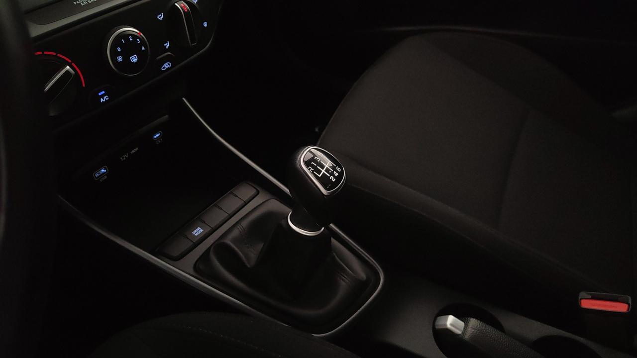 HYUNDAI i20 1.0 t-gdi 48V Connectline Led Pack imt