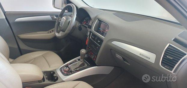 AUDI Q5 3.0 Tdi 240cv S-Tronic V6