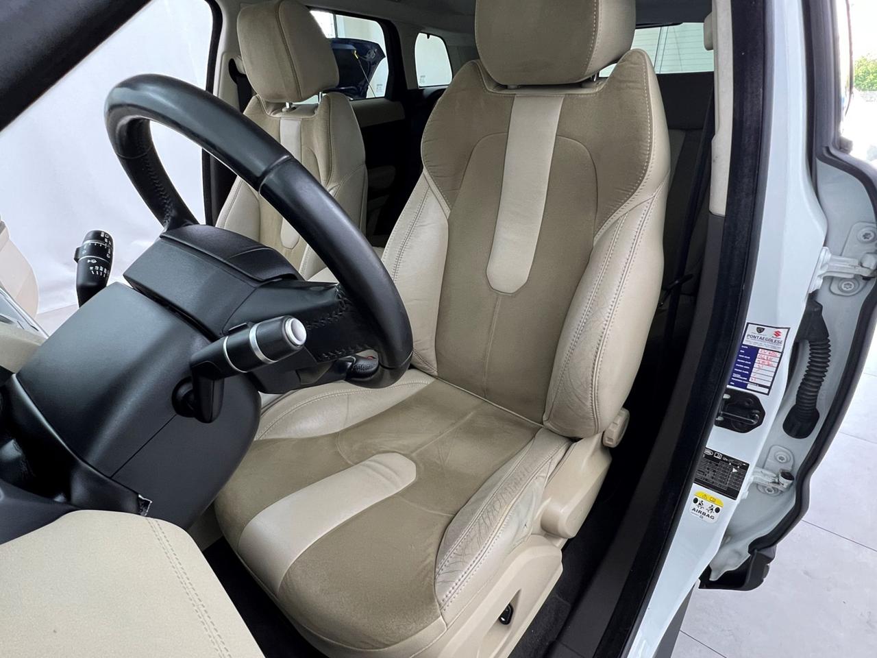 LAND ROVER Range Rover Evoque I 2011 Range Rover Evoque 5p 2.2 td4 Pure 150cv