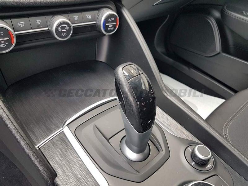 Alfa Romeo Giulia Giulia 2.2 t Super 160cv auto my19