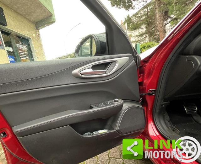 ALFA ROMEO Giulia 2.2 Turbodiesel 210 CV AT8 AWD Q4 Veloce