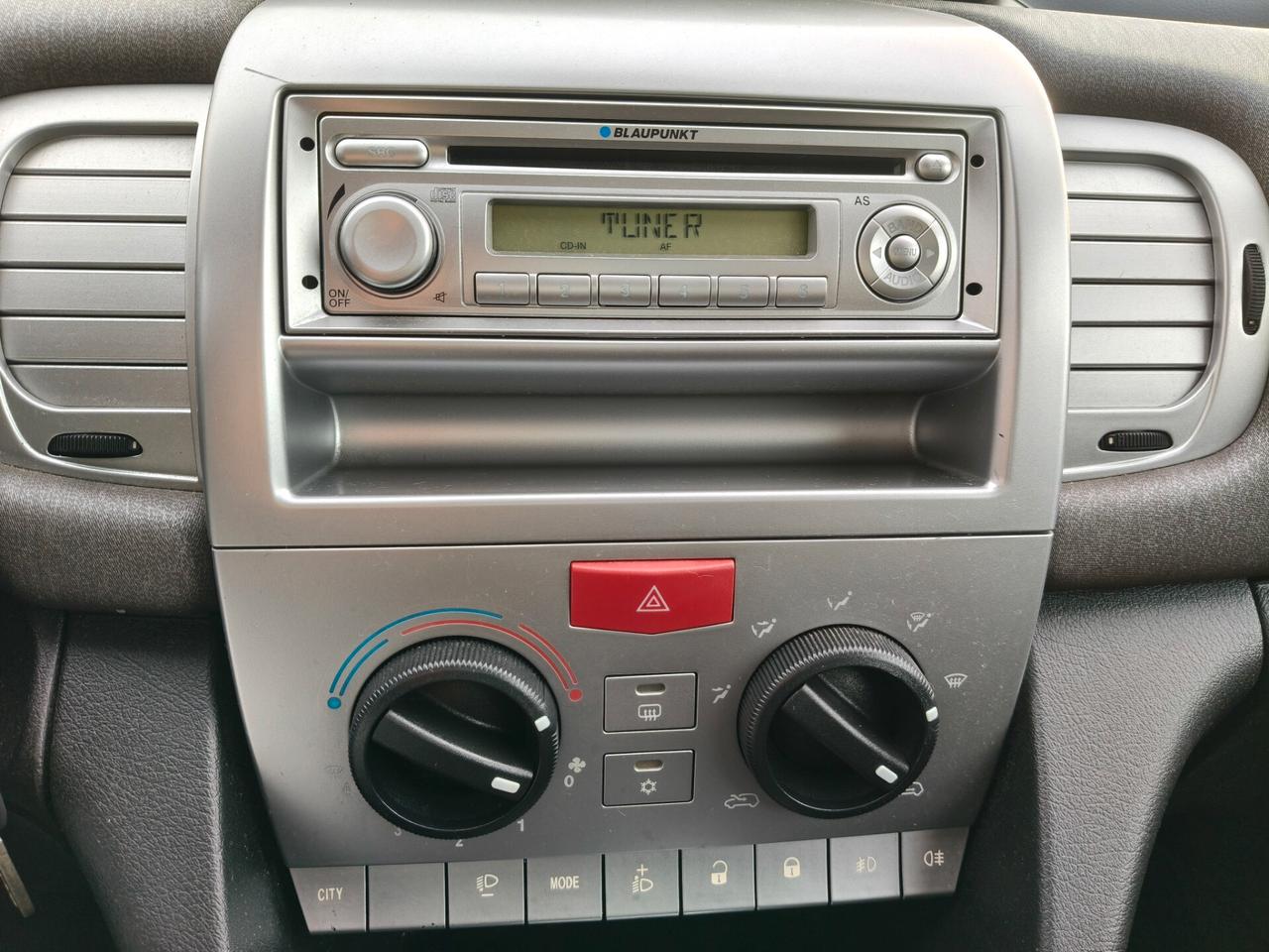 Lancia Ypsilon 1.4 GPL SOLAMENTE 126.000 KM