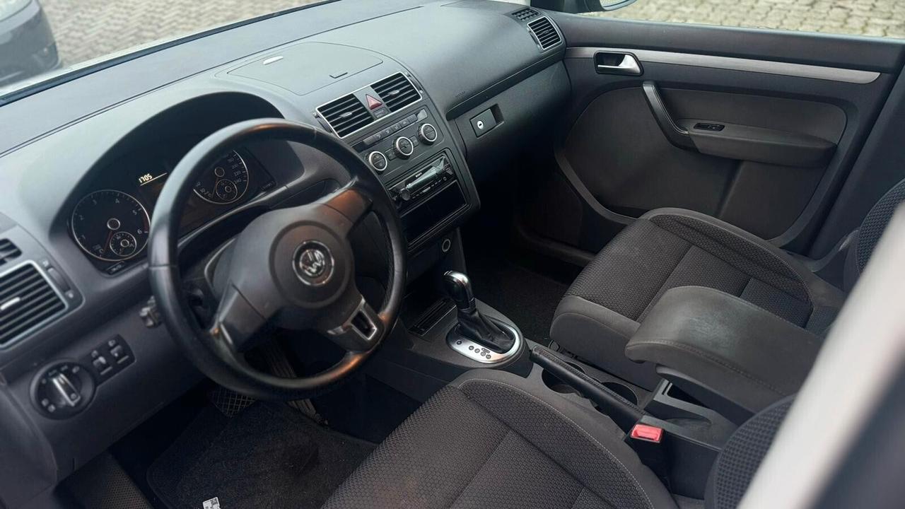 VW TOURAN 1.6 DIESEL 7 POSTI AUTOMATICO NEOP.