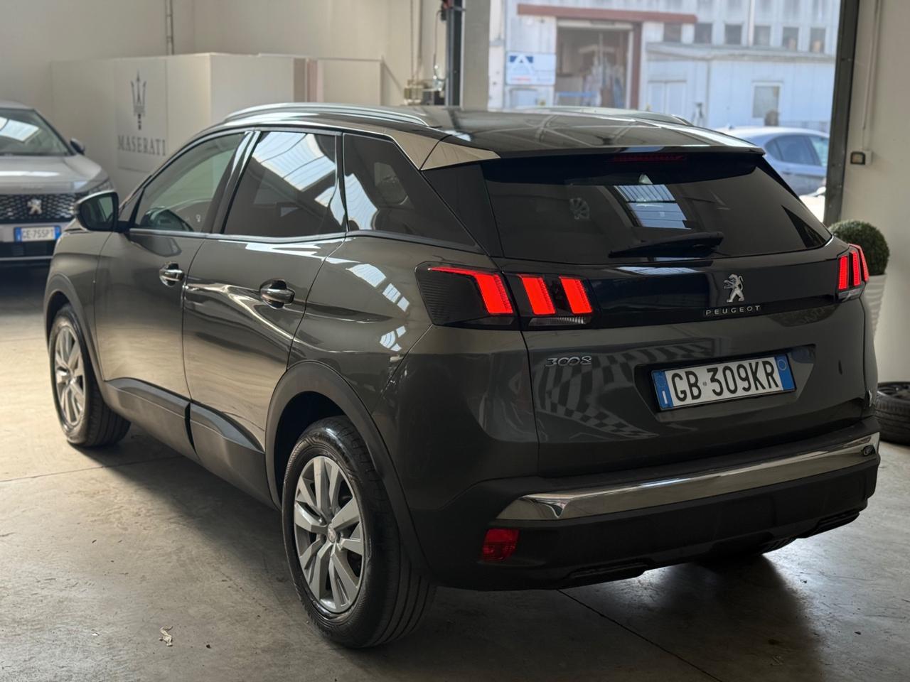 Peugeot 3008 BlueHDi 130 S&S EAT8