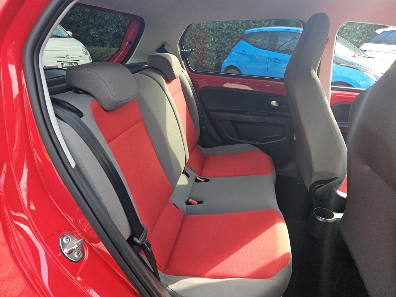 Volkswagen up! 1.0 75 CV 5p. cross up!