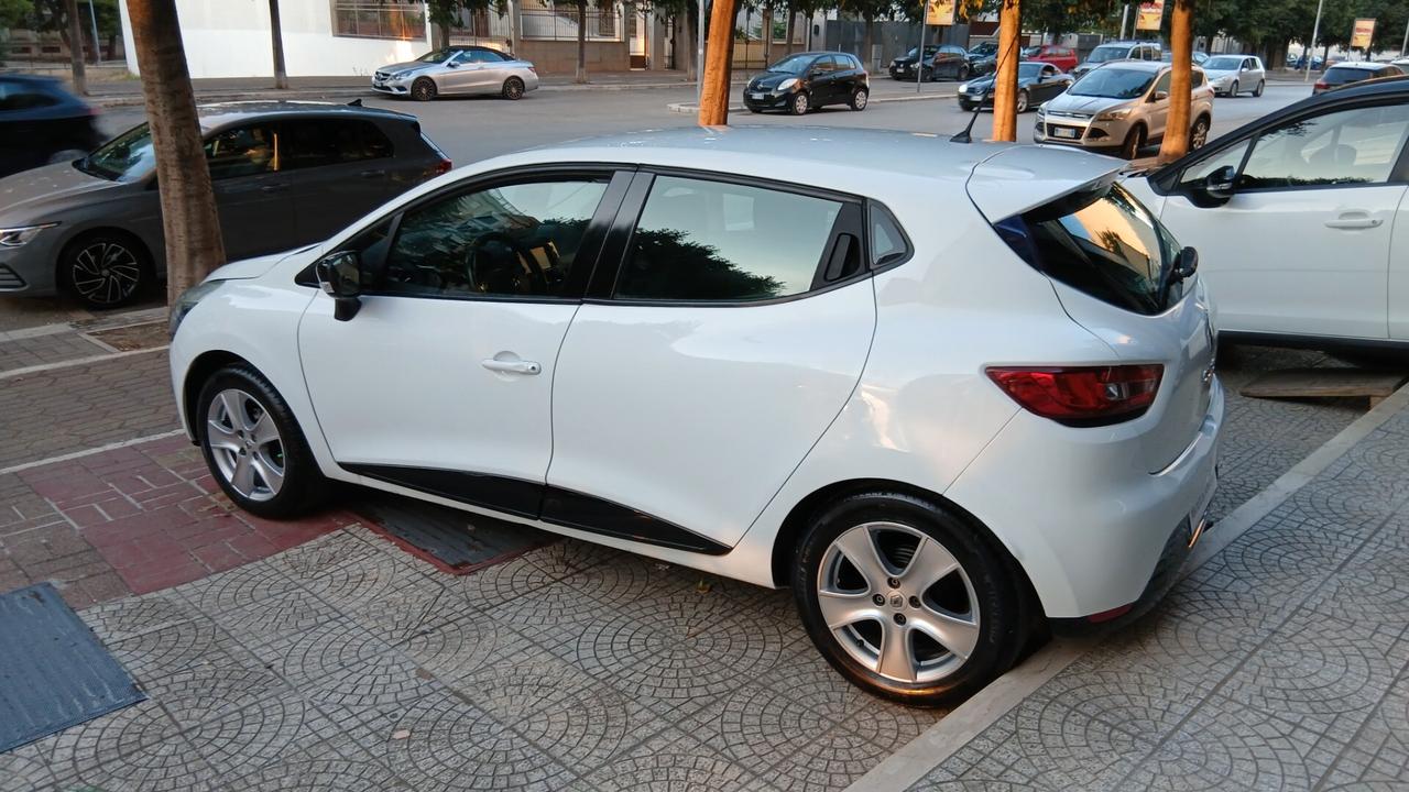 Renault Clio dCi 8V 75CV Start&Stop 5 porte Energy Zen