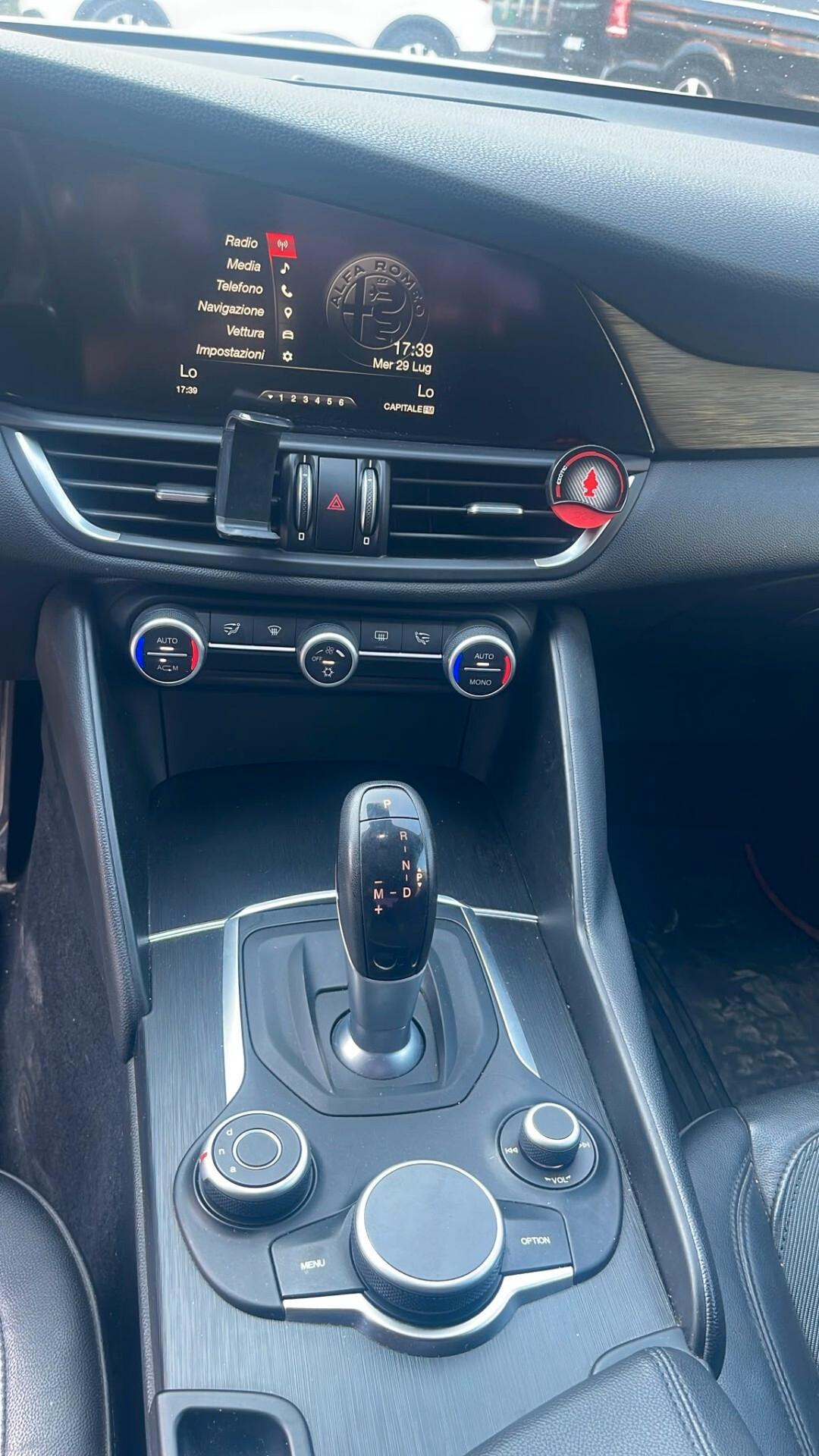 Alfa Romeo Giulia 2.2 Turbodiesel 180 CV Super