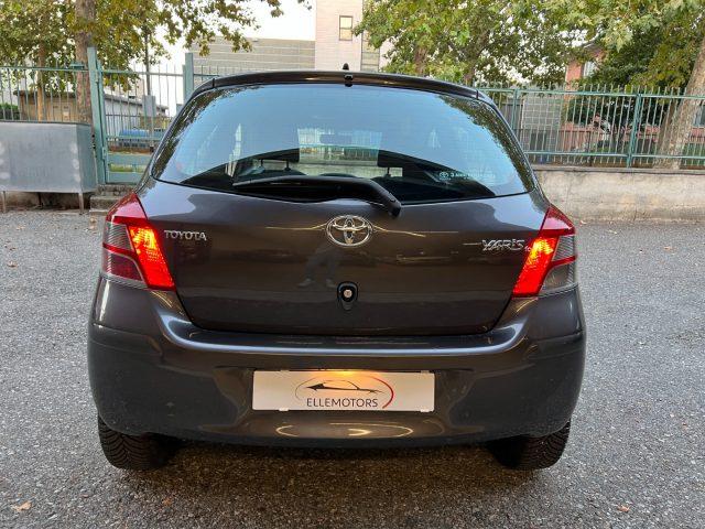 TOYOTA Yaris Automatica 5 porte