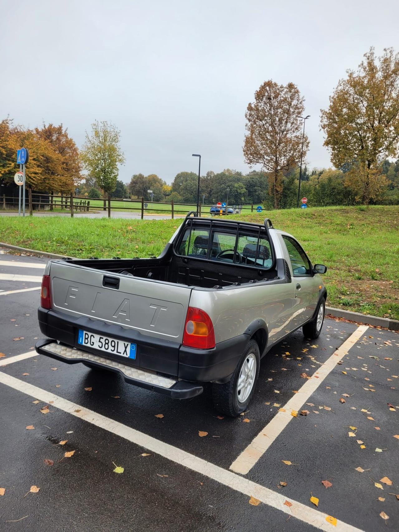 Fiat Strada 1.7 TDI Pick-up