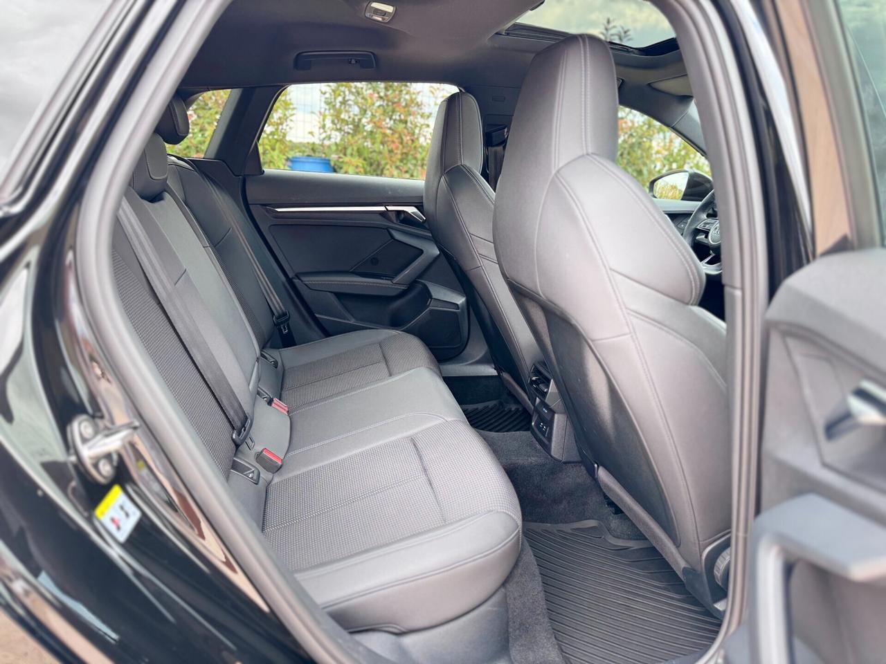Audi A3 SPB 2.0 TDI 150cv S line Tetto*Led*Full