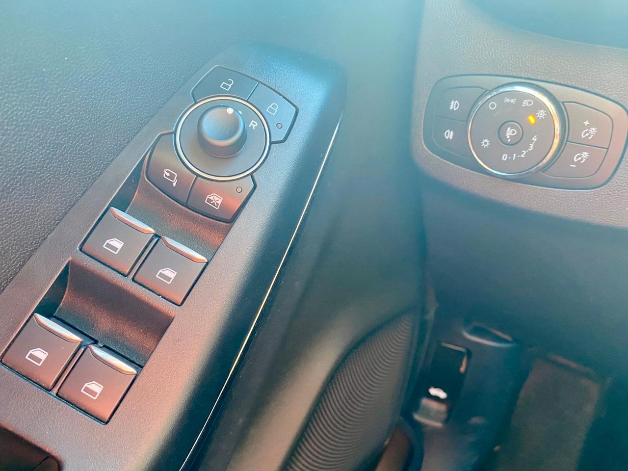 Ford Puma 1.0 EcoBoost Hybrid 125 CV S&S Titanium