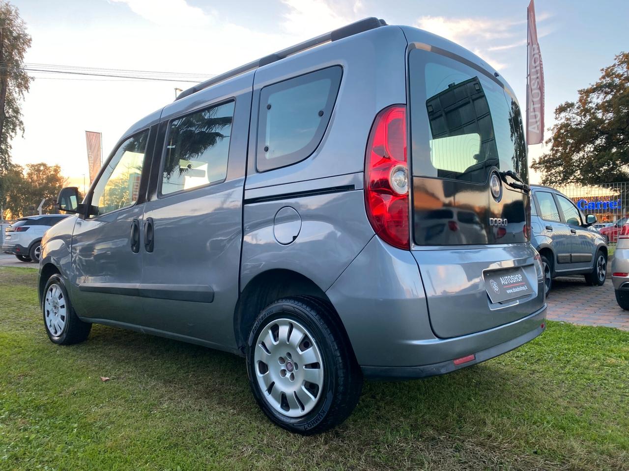 FIAT - Doblò - 2.0 Mjt 16V Emotion - 7 POSTI - NEOPATENTATI - FINANZIABILE