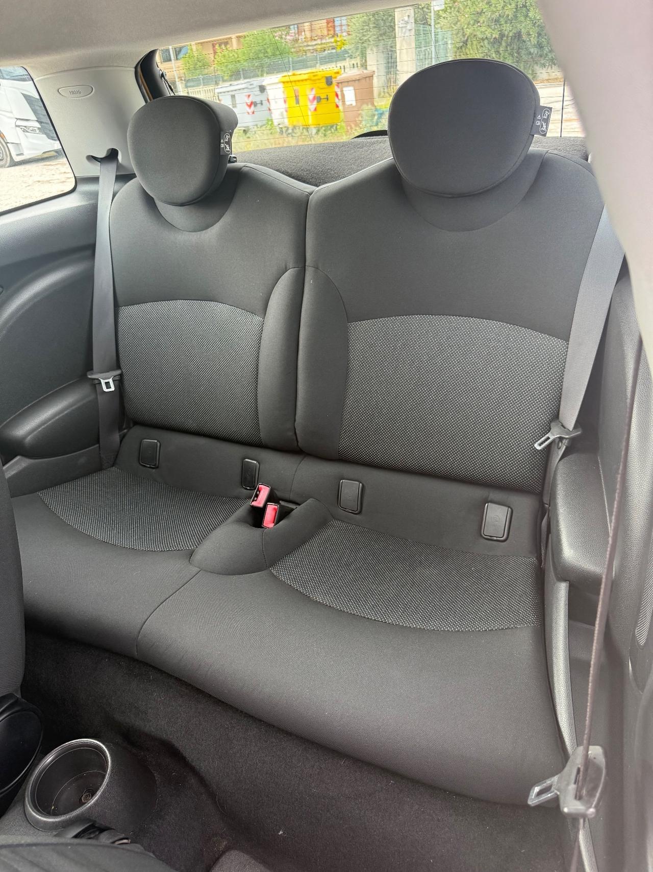 Mini Cooper 1.6 Benzina chili pepper 90 mila km