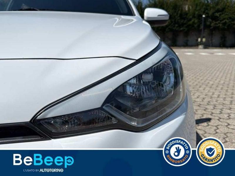 Hyundai i20 5P 1.2 BLACKLINE 84CV