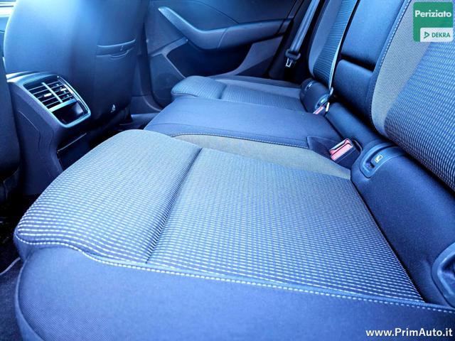 SKODA Octavia 2.0 TDI EVO SCR DSG Wagon Ambition