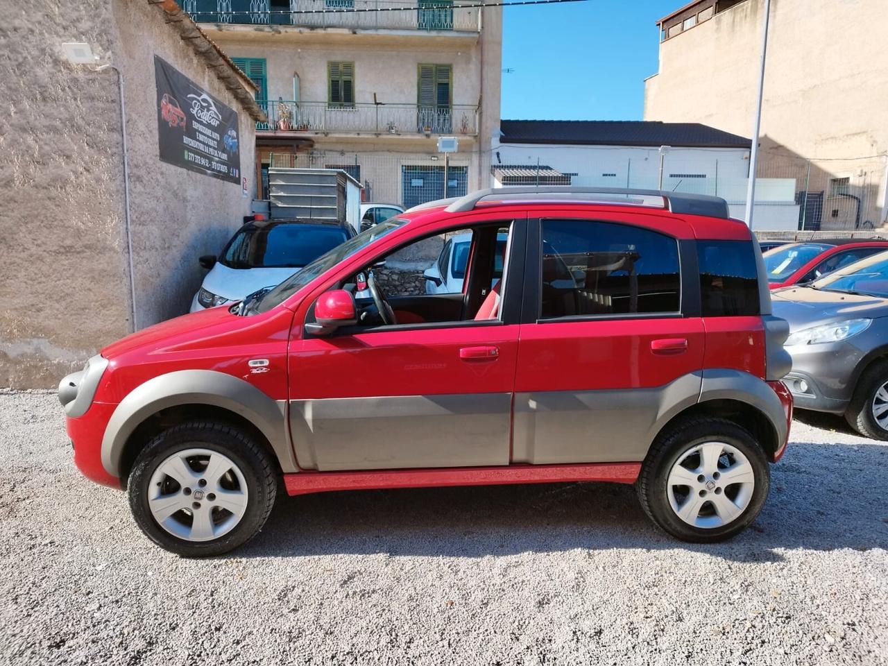 Fiat Panda 1.3 MJT 16V DPF 4x4 Climbing