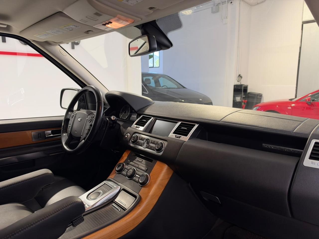 Land Rover Range Sport 3.0 TDV6 HSE