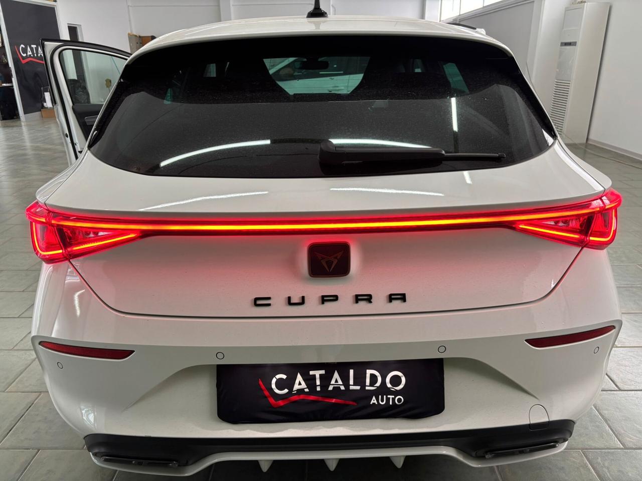 Cupra Leon 1.5 Hybrid 150 CV DSG