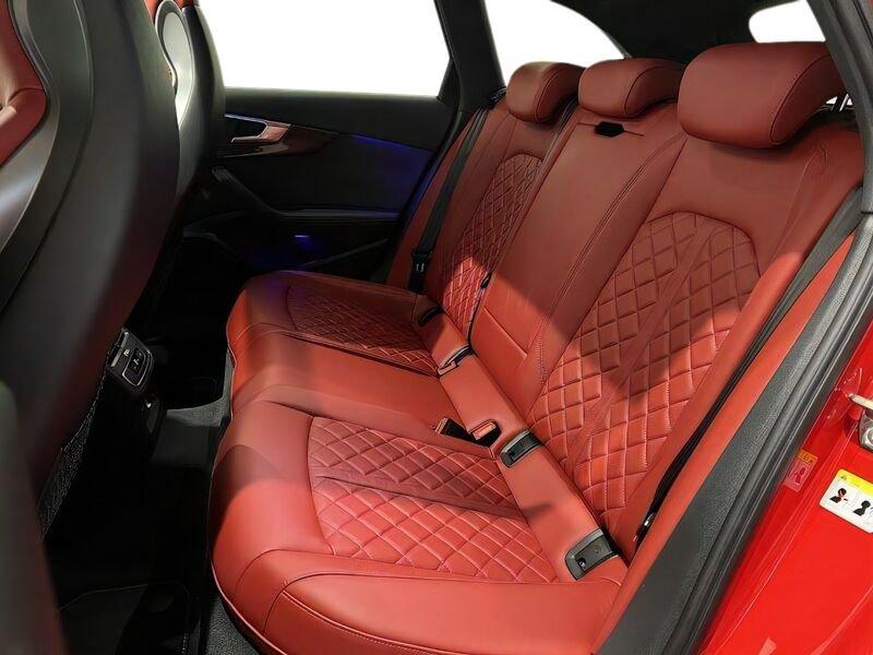 Audi A4 S4 3.0 TFSI quattro