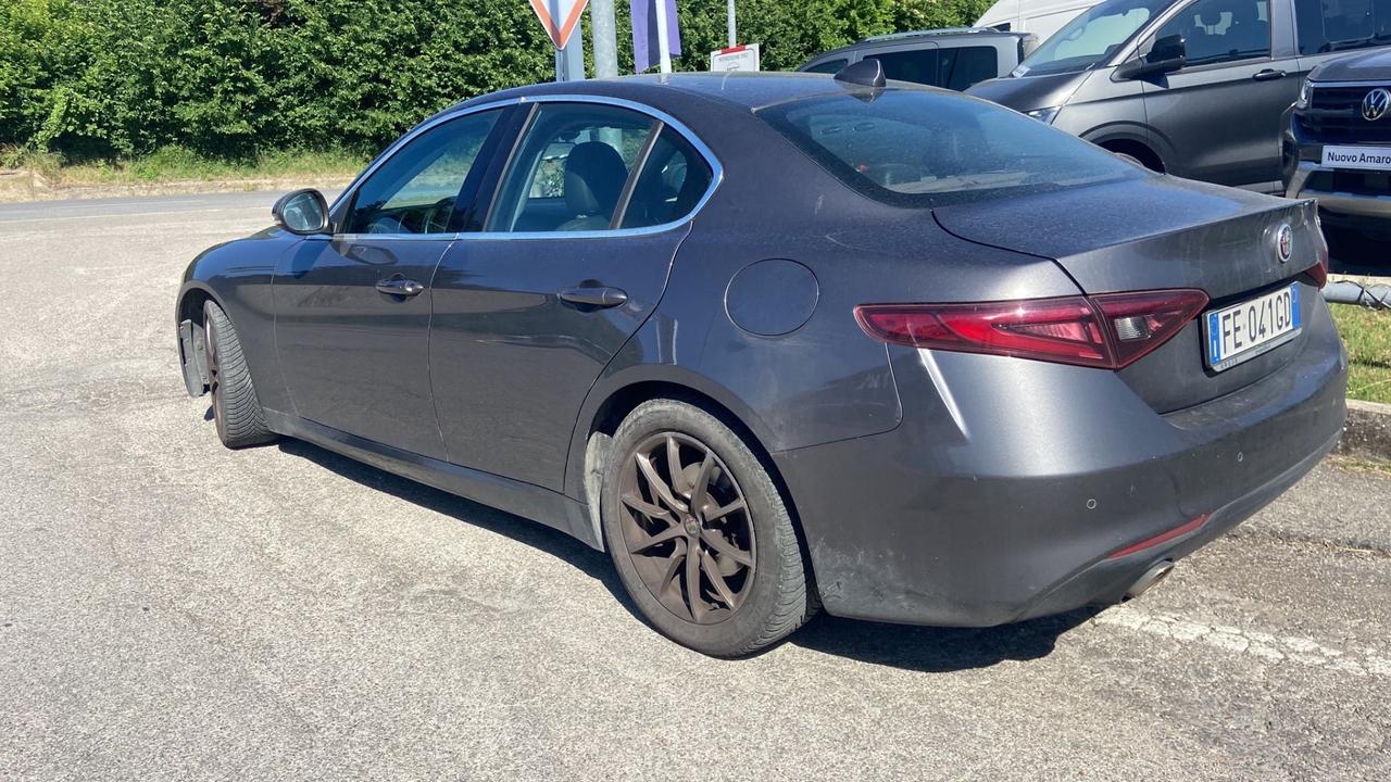 Alfa Romeo Giulia 2.2 Turbodiesel 150 CV Super