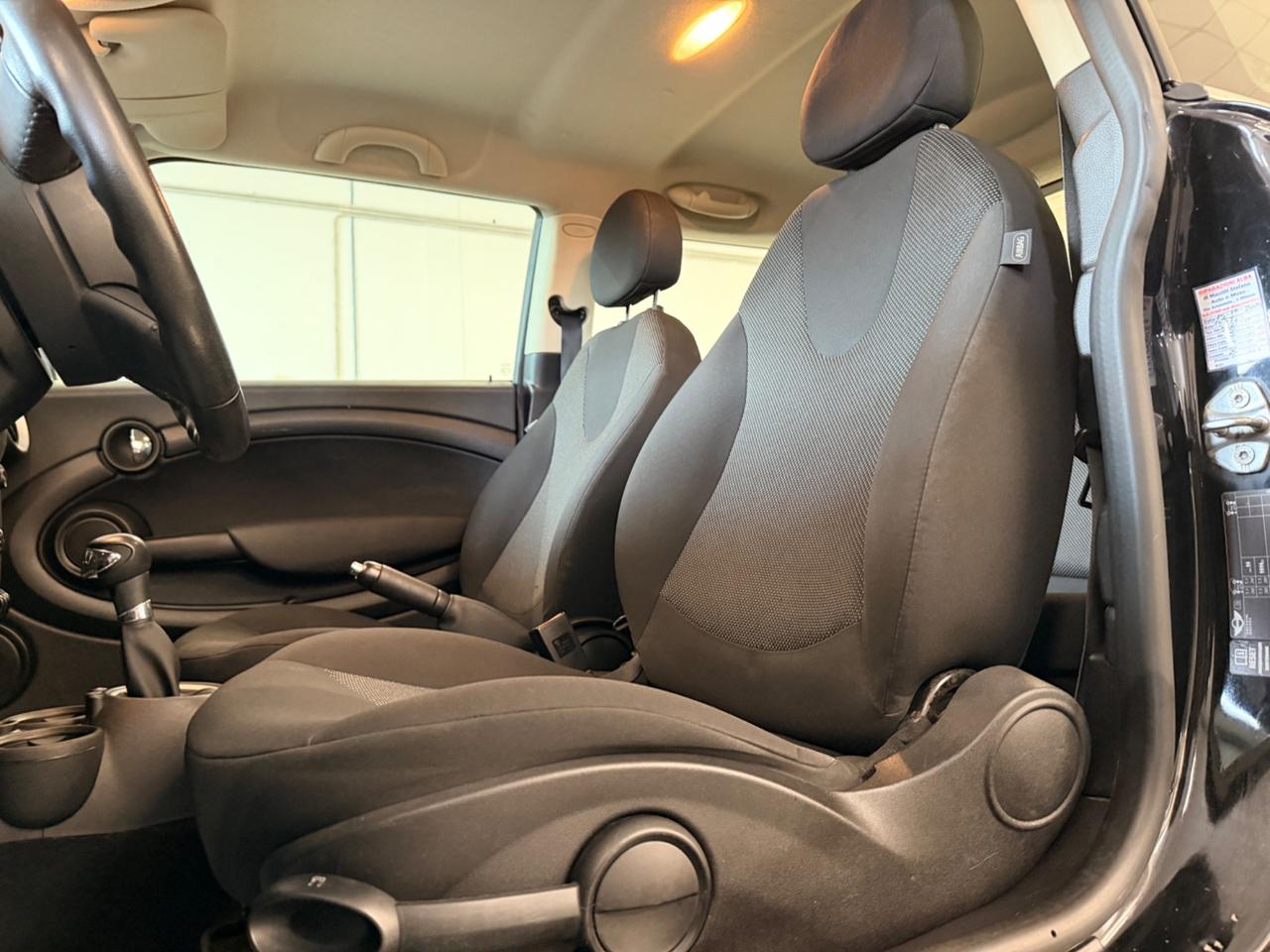 Mini 1.6 16V One (72kW)