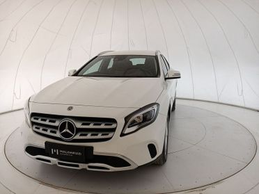 Mercedes-Benz GLA GLA-X156 2017 220 d Sport 4matic 170cv auto