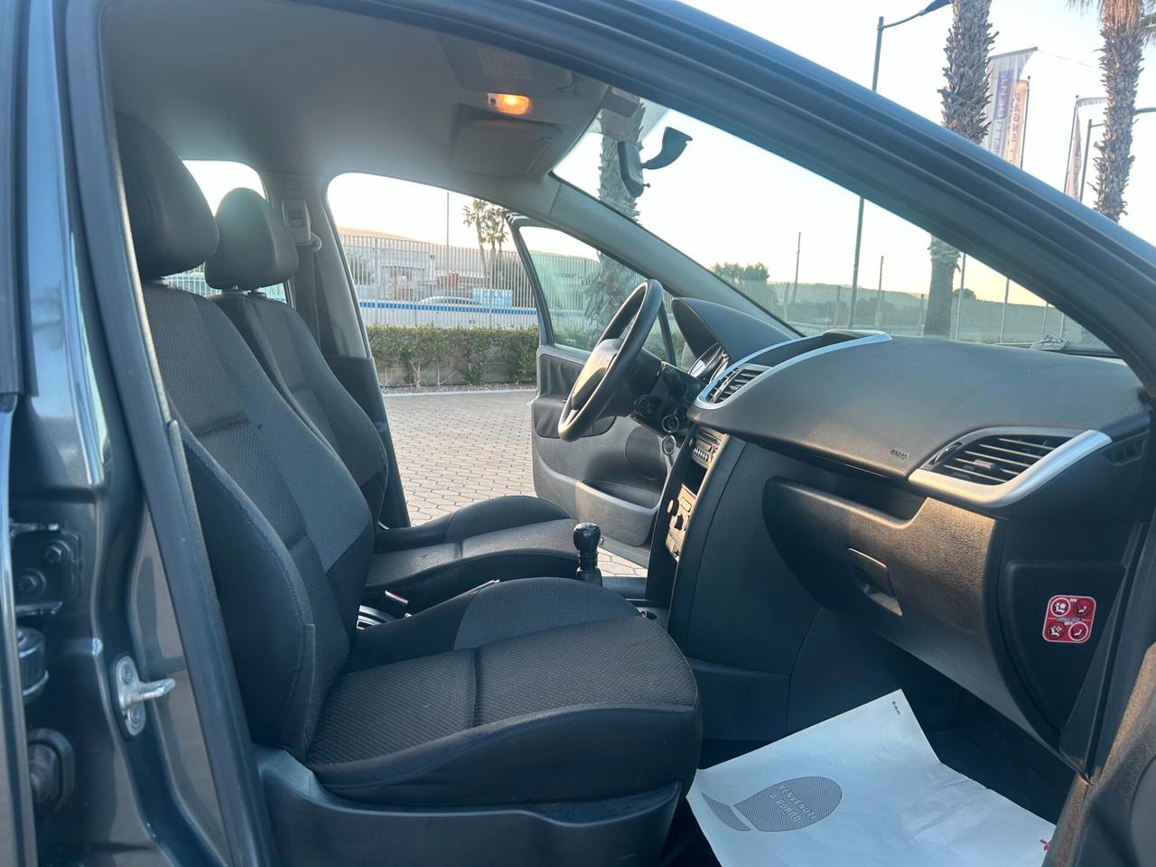 Peugeot 207 1.4 75CV 5p. X Line GPL