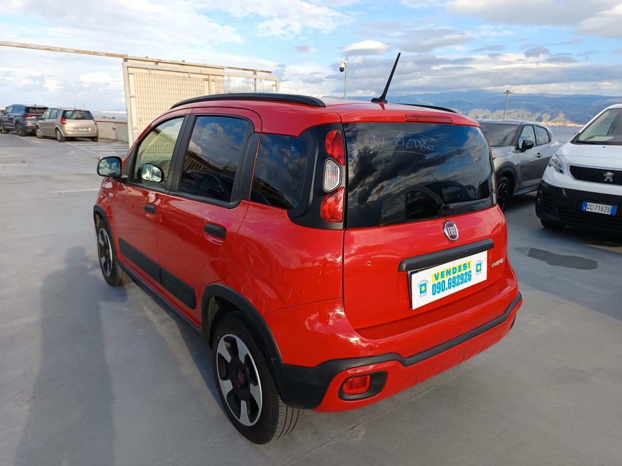 Fiat Panda 1.0 FireFly S&S Hybrid City Cross NEOPATENTATI