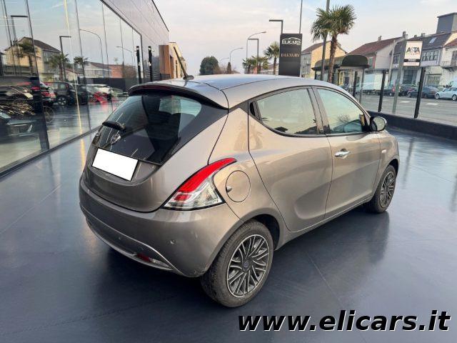 LANCIA Ypsilon 1.0 FireFly 5 porte S&S Hybrid Ecochic Gold