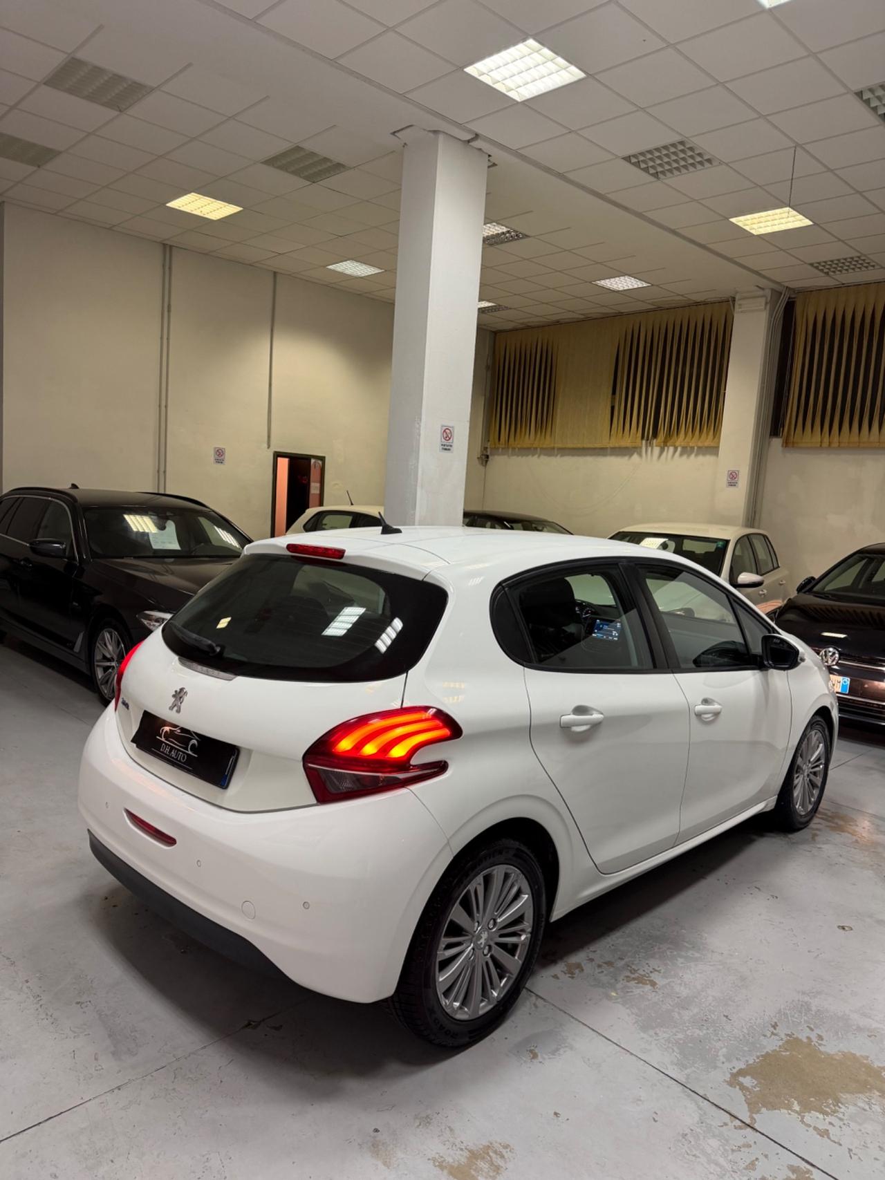Peugeot 208 PureTech 82 Stop&Start 5 porte Allure